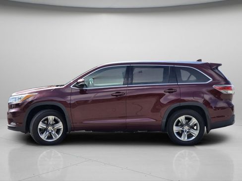 Used 2014 Toyota Highlander Limited w/ Driver Technology Package AWD/4WD image 18