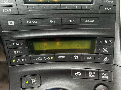 Used 2011 Toyota Prius Three image 14