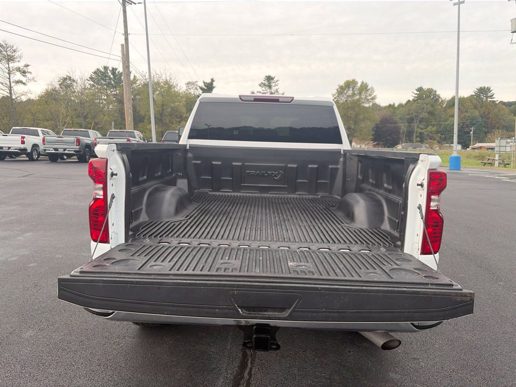 Used 2025 Chevrolet Silverado 2500 LT w/ Convenience Package AWD/4WD image 33