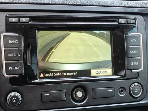 Used 2015 Volkswagen Jetta SE FWD image 22