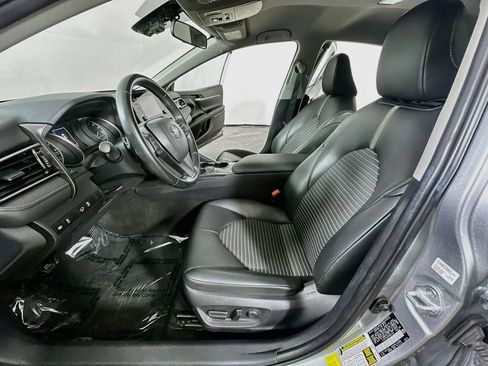 Used 2023 Toyota Camry SE FWD image 15