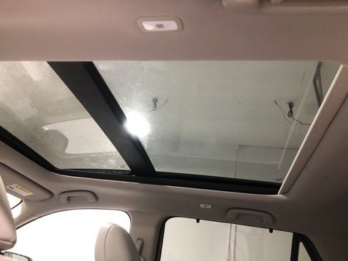 New 2026 Honda Pilot Touring image 19