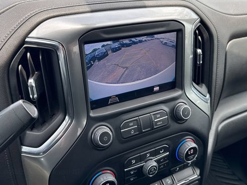 Used 2022 Chevrolet Silverado 1500 RST w/ Z71 Off-Road Package AWD/4WD image 11