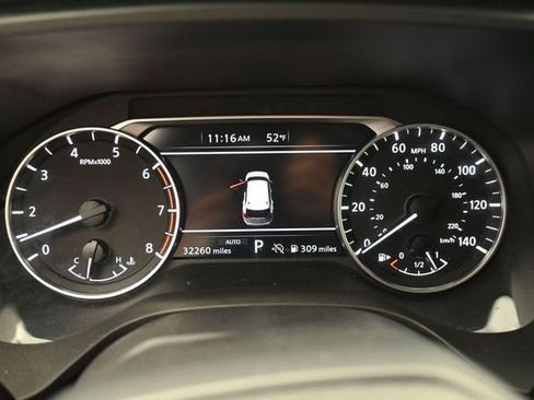 Used 2025 Nissan Rogue SV AWD/4WD image 34