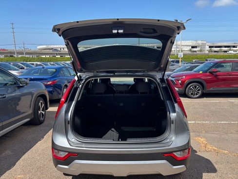 Used 2026 Kia Niro LX FWD image 29