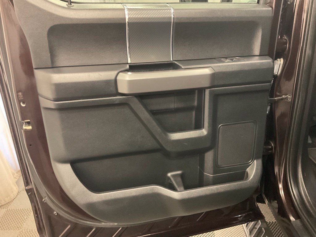Used 2018 Ford F150 XLT w/ Equipment Group 302A Luxury AWD/4WD image 32