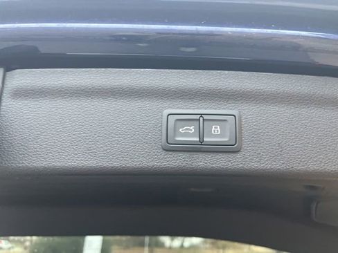 Used 2023 Audi Q3 2.0T Premium Plus image 32