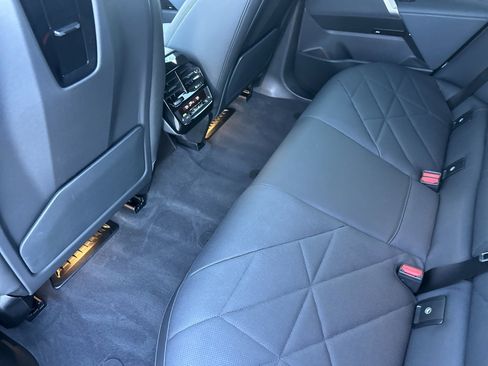 Used 2023 BMW iX xDrive50 w/ Premium Package image 12