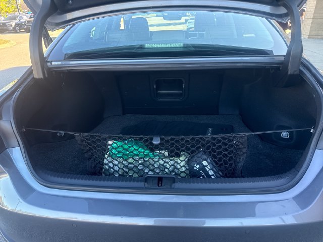 Used 2021 Lexus ES 300h Ultra Luxury w/ Accessory Package FWD image 18