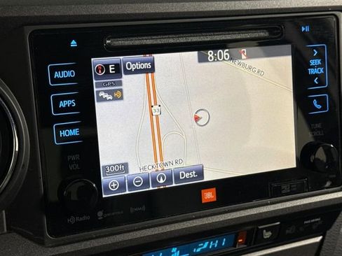 Used 2019 Toyota Tacoma TRD Sport image 30