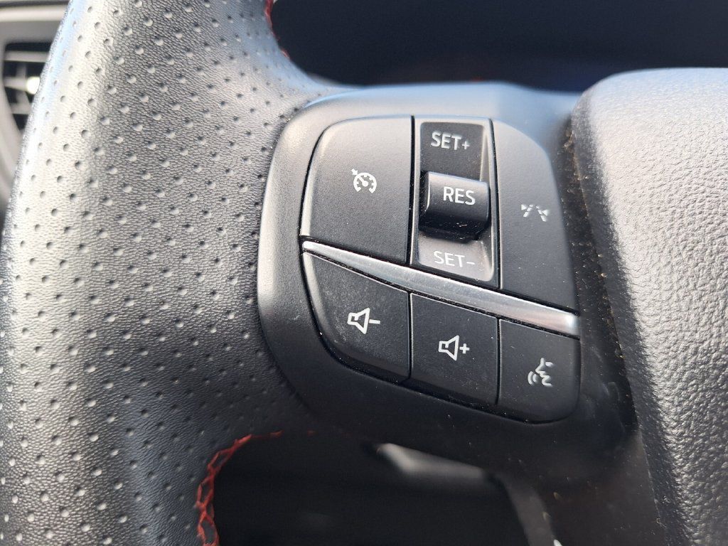 Used 2024 Ford Escape ST-Line FWD image 14