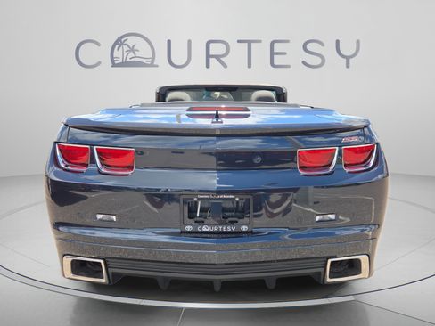 Used 2013 Chevrolet Camaro SS RWD image 4