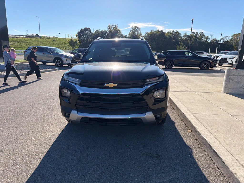 Used 2023 Chevrolet TrailBlazer LT AWD/4WD image 9