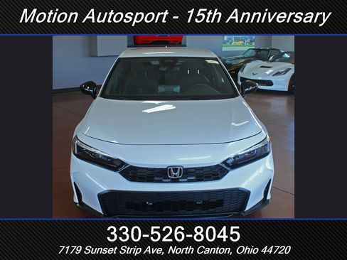 Used 2025 Honda Civic Sport image 4