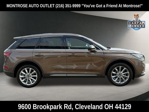 Used 2022 Lincoln Corsair AWD w/ Premium Package image 13