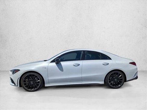 Certified 2022 Mercedes-Benz CLA 35 AMG 4MATIC image 9