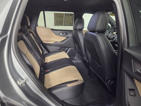 Used 2026 Chevrolet Equinox ACTIV AWD/4WD image 29