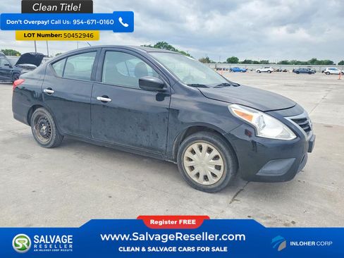 Used 2015 Nissan Versa SV FWD image 5