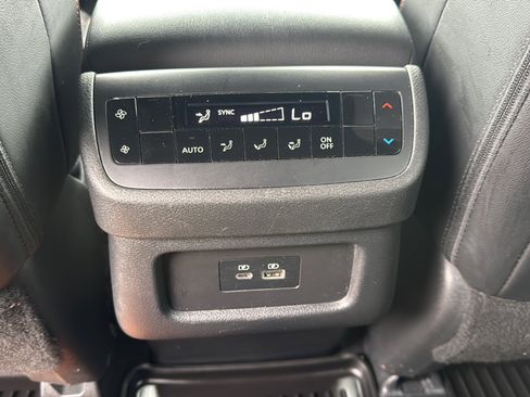Used 2023 Nissan Pathfinder Rock Creek AWD/4WD image 21