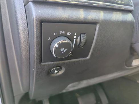 Used 2021 Jeep Grand Cherokee Overland image 30