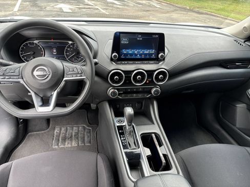 Used 2025 Nissan Sentra SV FWD image 28