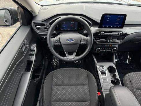 Used 2025 Ford Escape Active AWD/4WD image 13
