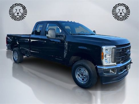 New 2026 Ford F250 XL w/ XL Driver Assist Package image 3