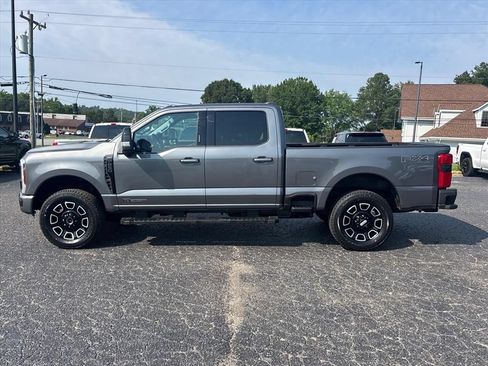 Used 2024 Ford F250 Lariat w/ Lariat Ultimate Package AWD/4WD image 4