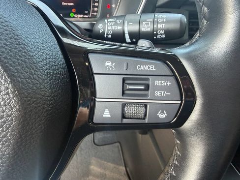Used 2023 Honda Pilot Elite image 32