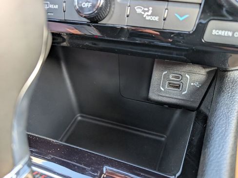 New 2026 Jeep Compass Trailhawk w/ Sun, Sound & Navigation Group AWD/4WD image 30