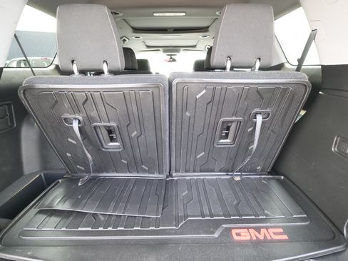 Used 2023 GMC Acadia SLE w/ Driver Convenience Package AWD/4WD image 13
