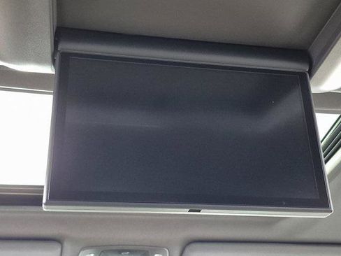 Certified 2023 Toyota Sienna XLE image 23