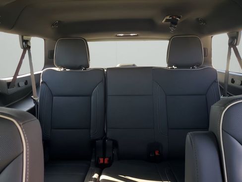 New 2026 GMC Yukon XL Elevation image 25