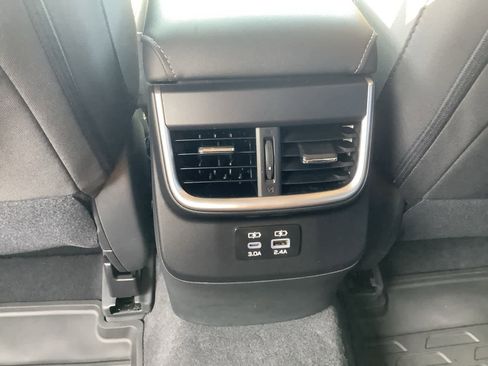 Certified 2025 Subaru Outback Premium image 24