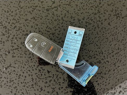 Used 2018 Jeep Compass Limited image 29