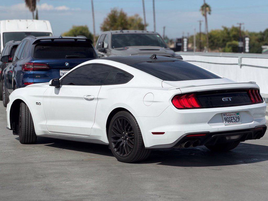 Used 2020 Ford Mustang GT Premium RWD image 3