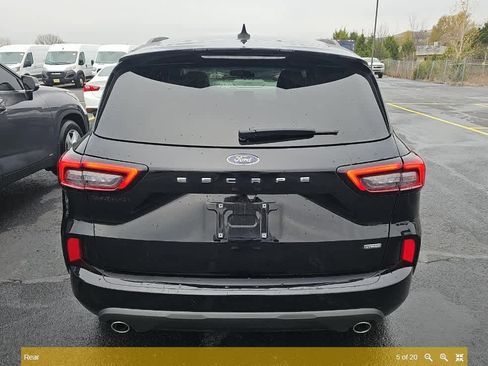 Used 2024 Ford Escape ST-Line w/ Equipment Group 301A image 4