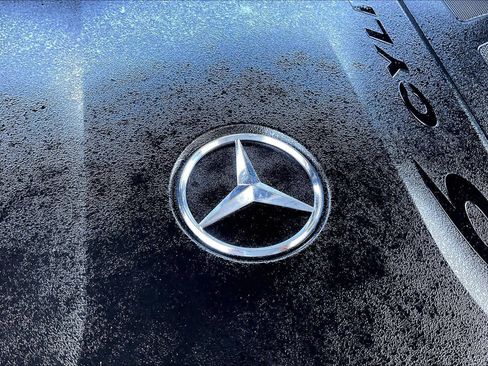 Used 2022 Mercedes-Benz GLS 450 4MATIC image 32