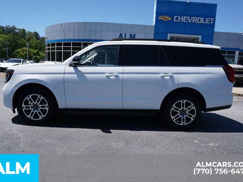Used 2025 Ford Expedition Active AWD/4WD image 10