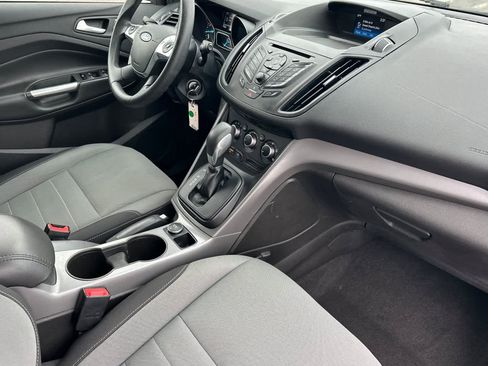 Used 2016 Ford Escape SE image 16