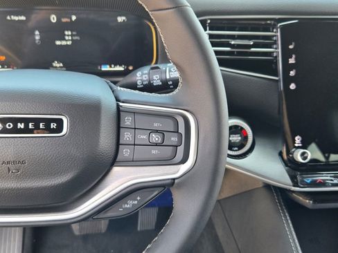 New 2025 Jeep Wagoneer Series II w/ Convenience Group I image 31