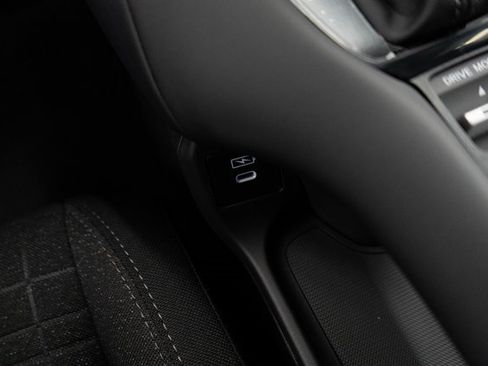 New 2026 Honda HR-V LX image 27