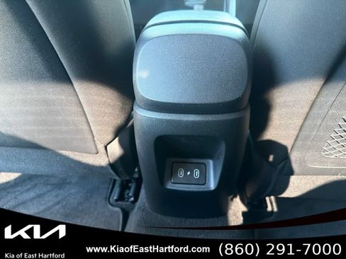 Used 2024 Hyundai Elantra SEL w/ Convenience Package FWD image 21
