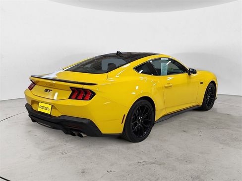 Certified 2024 Ford Mustang GT Premium image 5