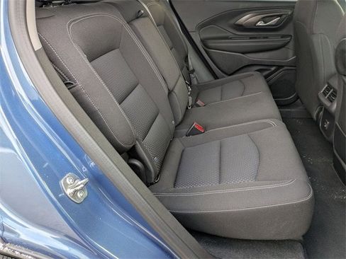 Used 2024 GMC Terrain SLE image 16