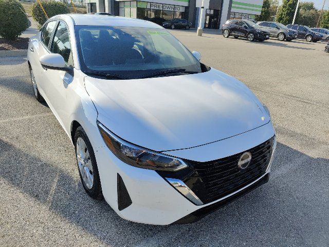 Used 2025 Nissan Sentra S FWD image 13