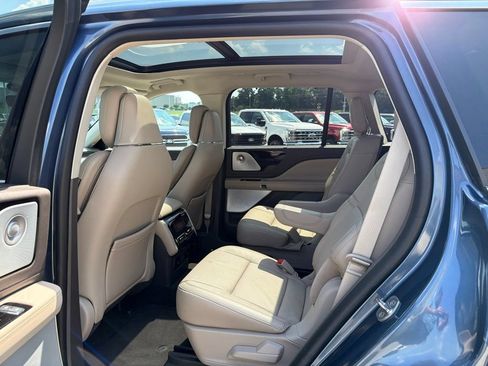 Used 2020 Lincoln Aviator Reserve w/ Equipment Group 201A AWD/4WD image 14
