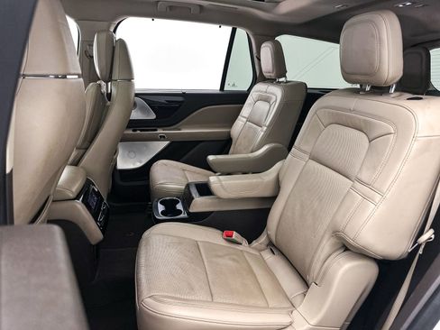 Used 2022 Lincoln Aviator Reserve w/ Equipment Group 201A AWD/4WD image 39
