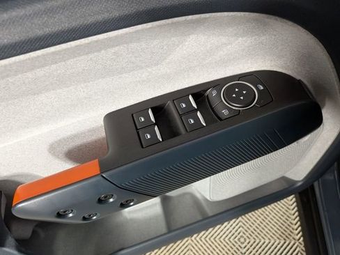 Used 2024 Ford Maverick XLT w/ XLT Luxury Package image 13