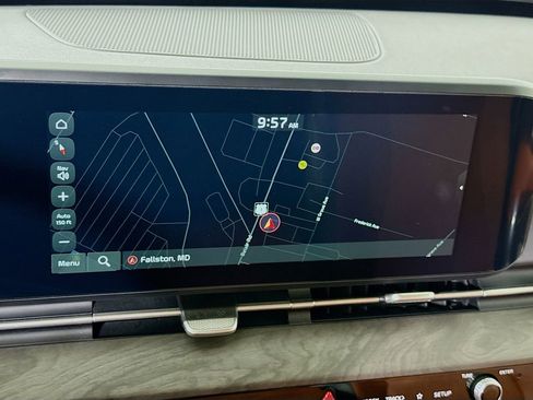 Used 2024 Kia Carnival SX FWD image 5